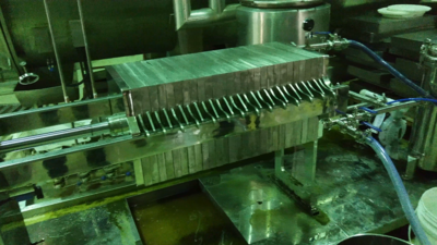 制药行业（不锈钢板框压滤机使用现场）